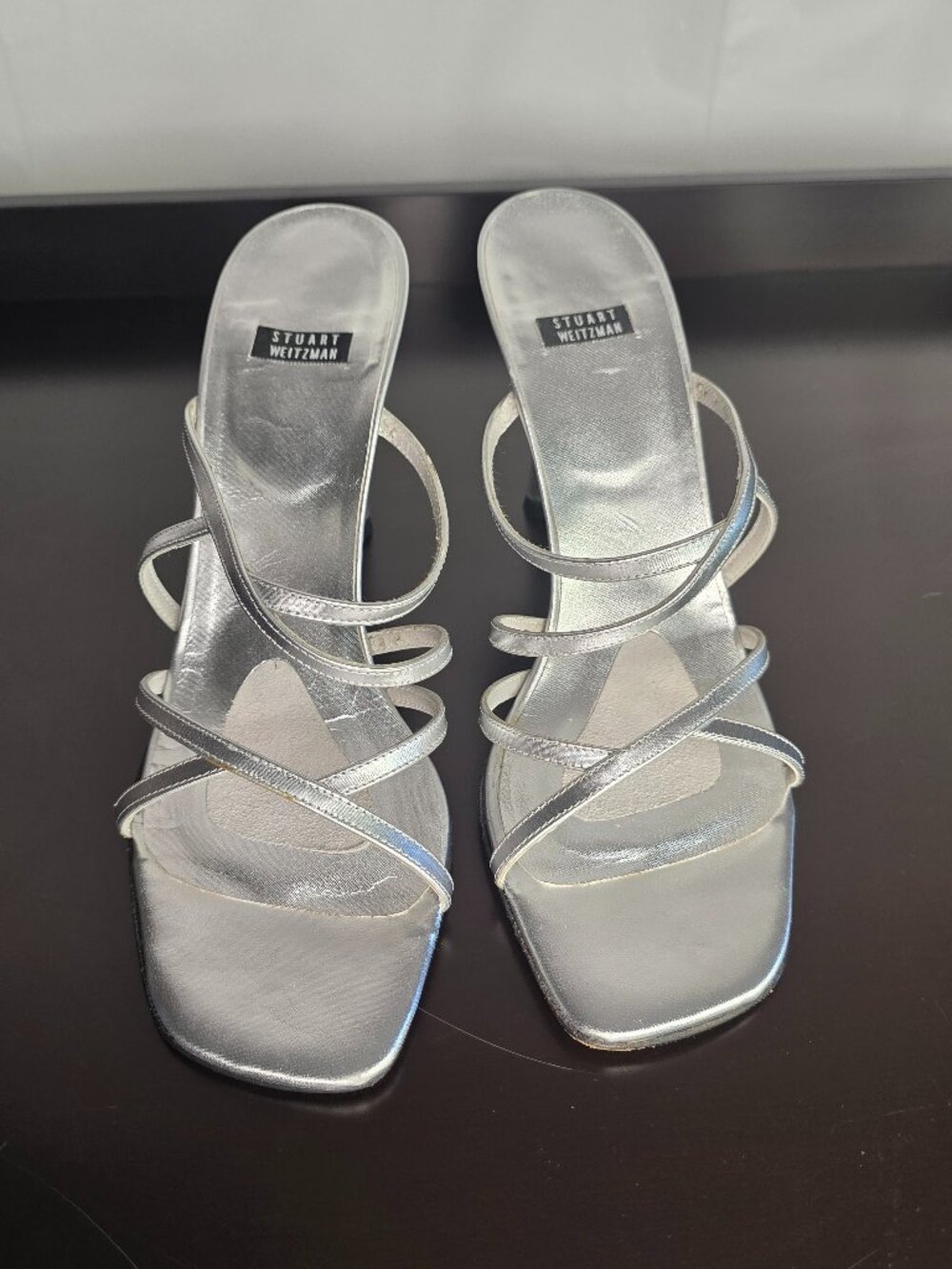 Stuart Weitzman Silver Satinato Delicate Strappy Sandal in Sz 8.5